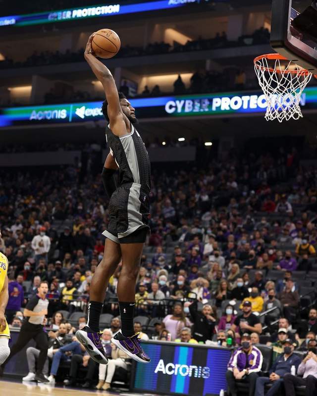 开云官网首页今晚全明星赛焦点战，萨克拉门托国王完成更衣室发声，震撼外界，细节决定成败的简单介绍