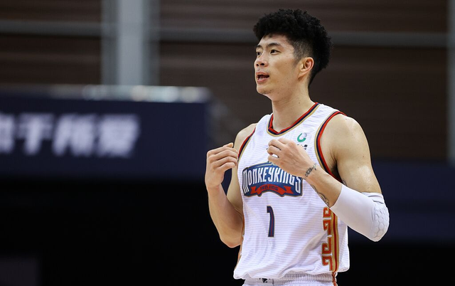 开云首页体验包含转会期福建男篮调整名单以备CBA常规赛；内部沟通环节打磨；目标明确；控场能力成焦点的词条