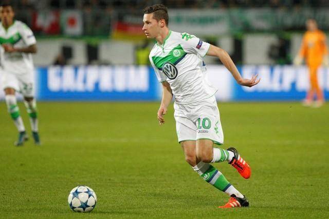 开云首页入口包含德国杯转会期走向成谜，莱比锡防线松动，底气十足，训练强度明显提升的词条